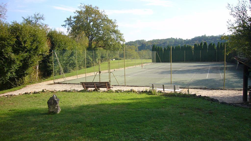 Le Chatenet 1689 Brantome Luaran gambar